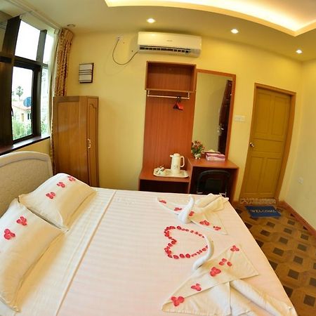 New Golden Forward Hotel Yangon Dış mekan fotoğraf