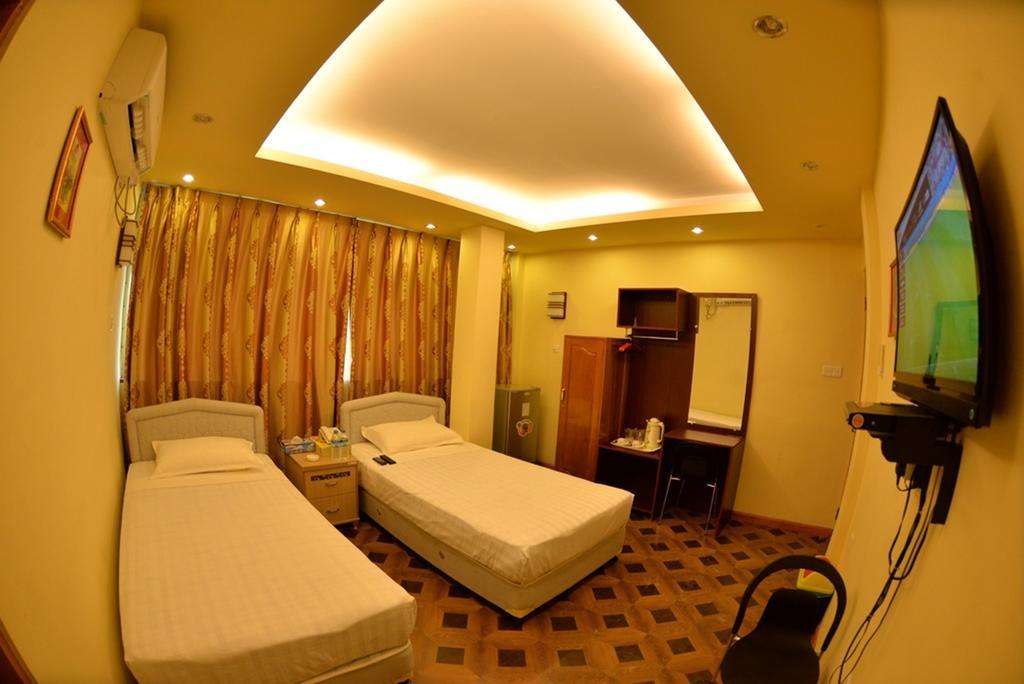 New Golden Forward Hotel Yangon Dış mekan fotoğraf