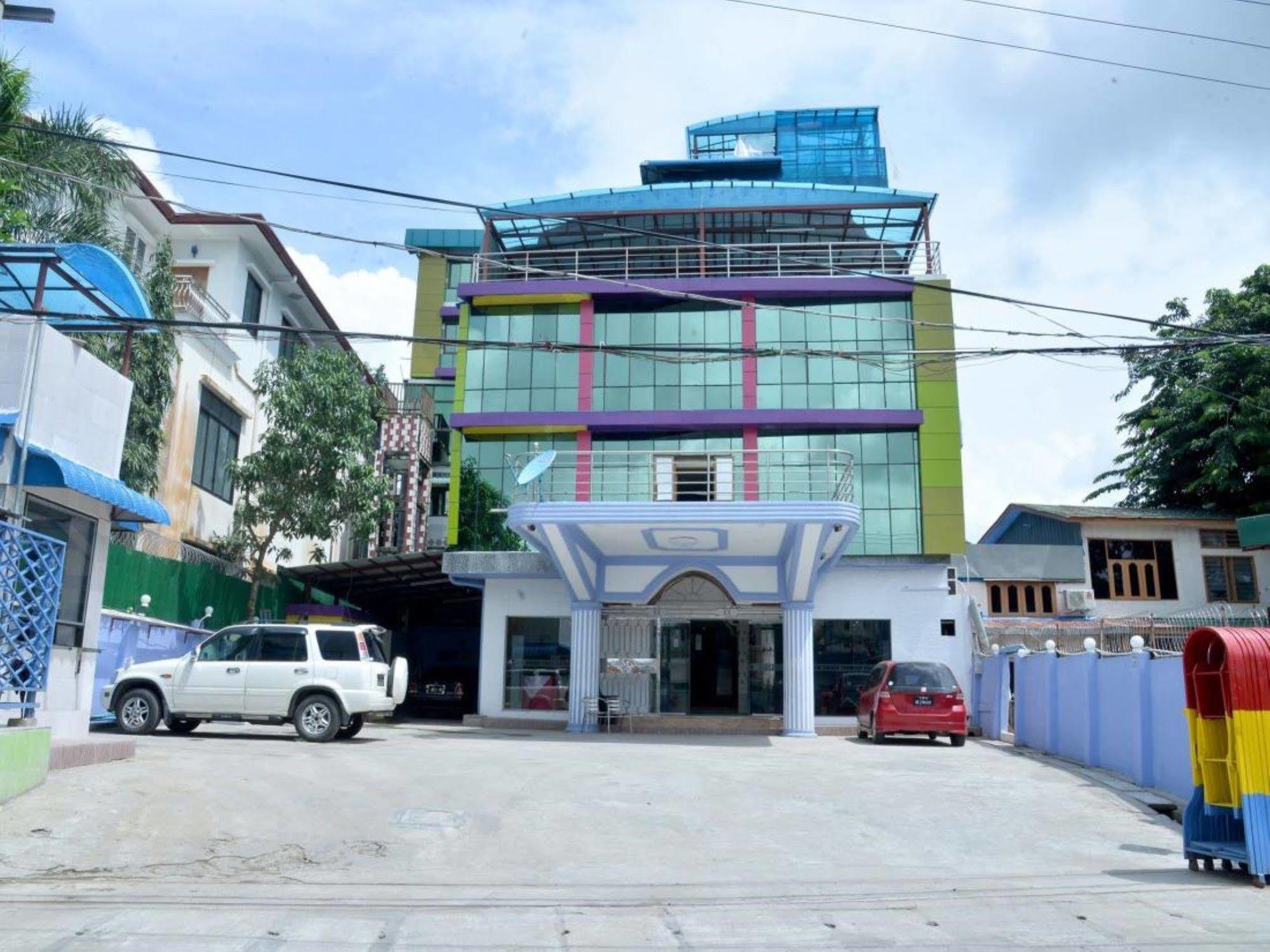 New Golden Forward Hotel Yangon Dış mekan fotoğraf