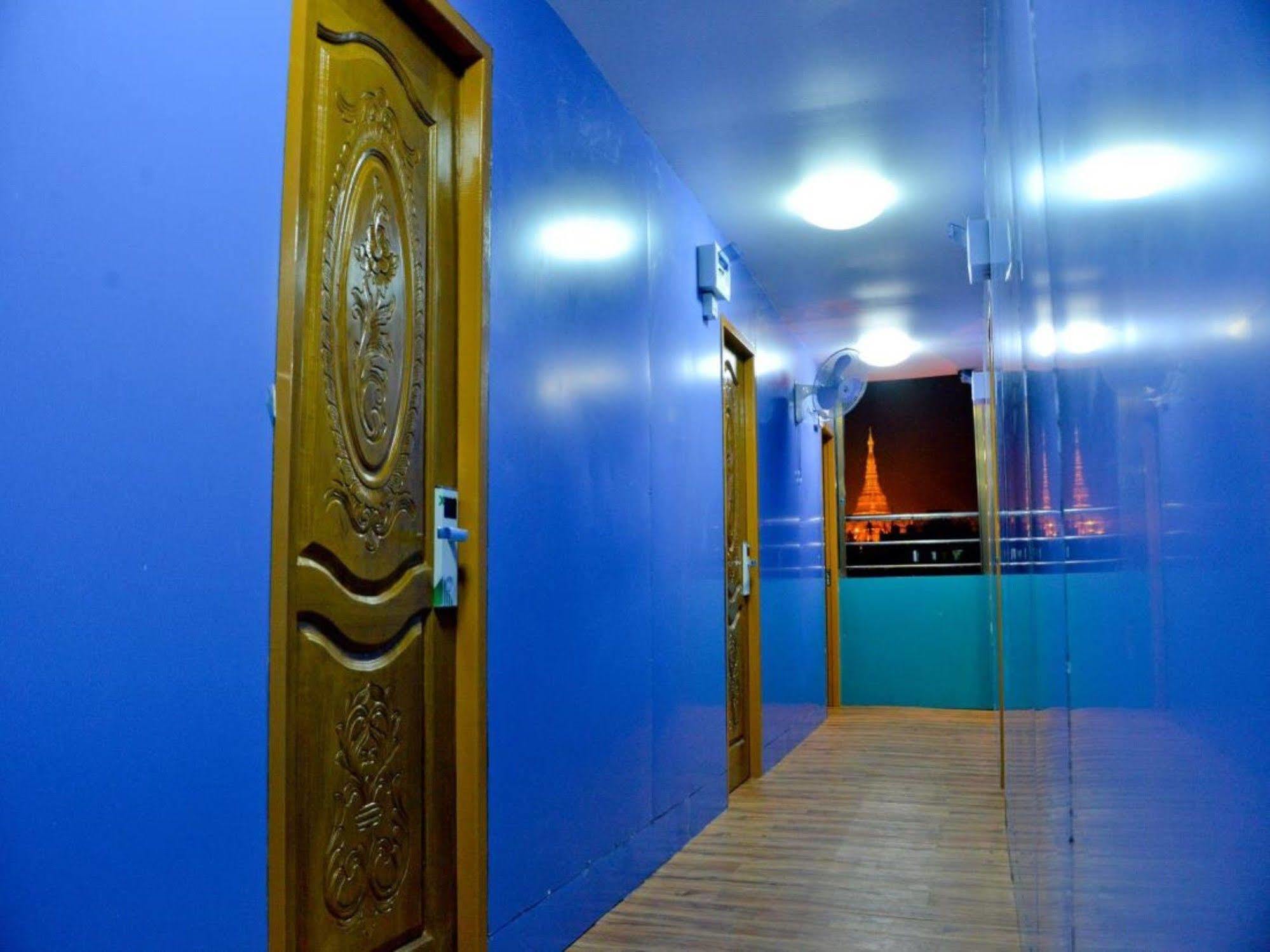 New Golden Forward Hotel Yangon Dış mekan fotoğraf