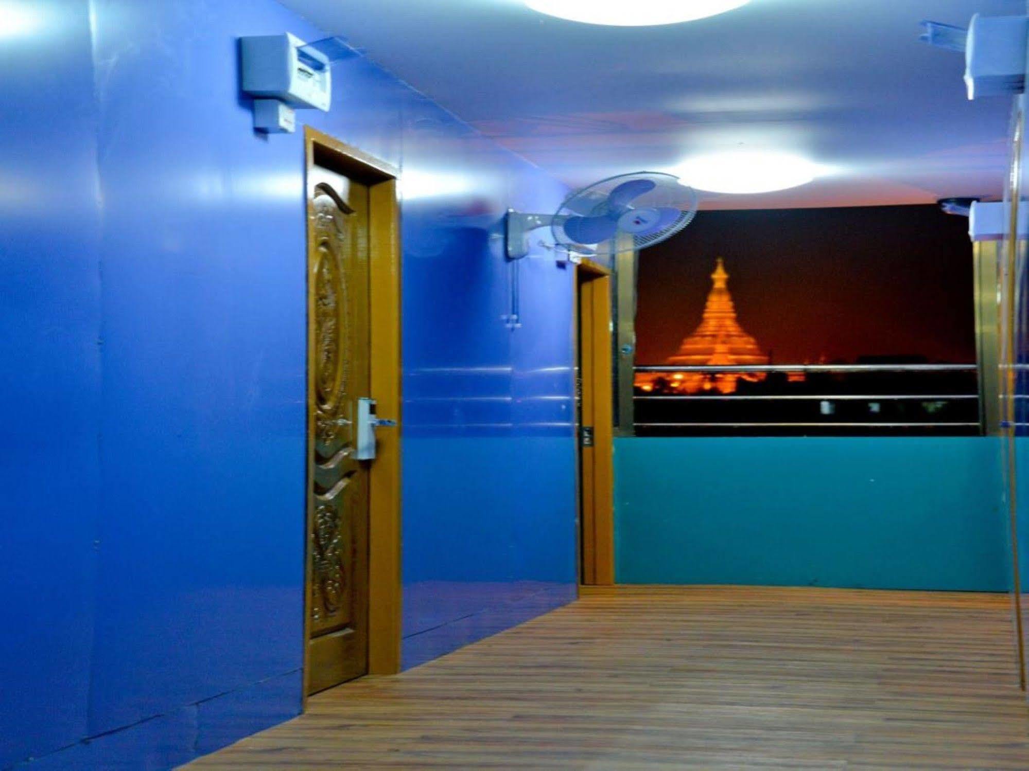 New Golden Forward Hotel Yangon Dış mekan fotoğraf