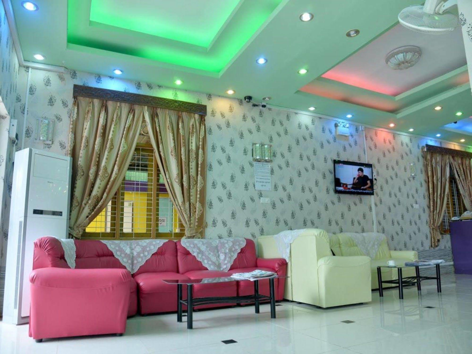 New Golden Forward Hotel Yangon Dış mekan fotoğraf